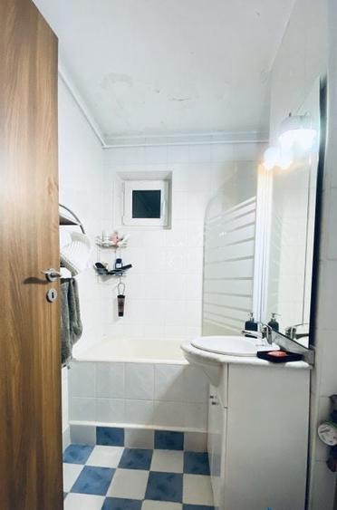 Apartament cu 2 camere semidecomandat în Tineretului