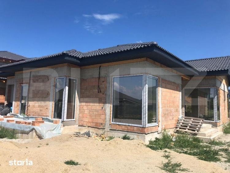 Casă cu 3 camere cu Teren 610 Mp în Cristian
