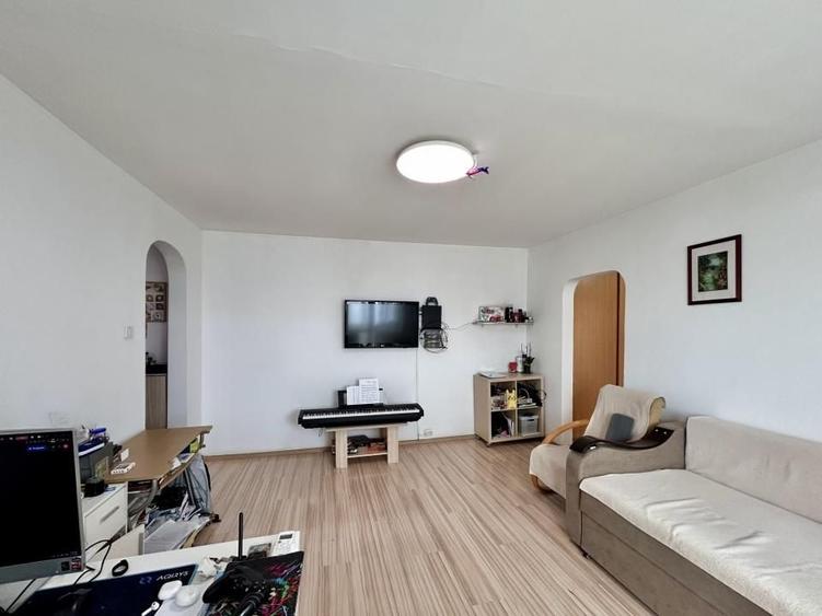 Apartament 2 camere, semidecomandat, Vest, Ploiesti - 5