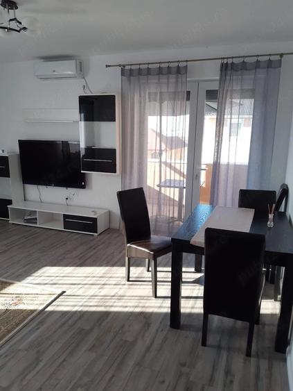 Apartament cu 2 camere semidecomandat în Est