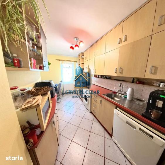 Apartament cu 3 camere decomandat în Unirii