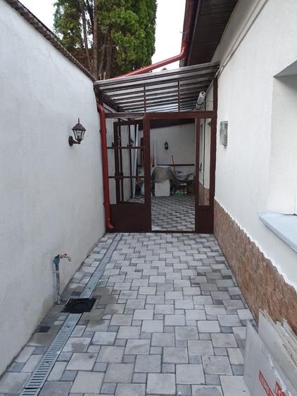 Casă cu 2 camere cu Teren 87 Mp în Lacul Tei