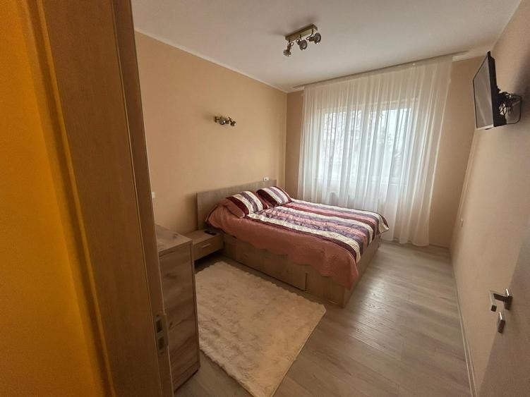 Apartament cu 2 camere decomandat, mobilat în Apărătorii Patriei
