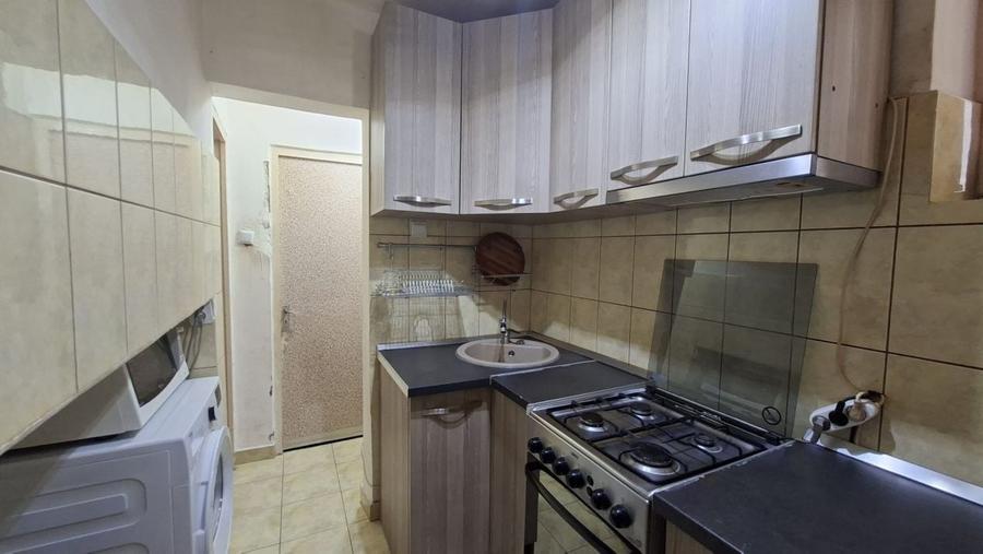 Apartament cu 2 camere semidecomandat în Războieni
