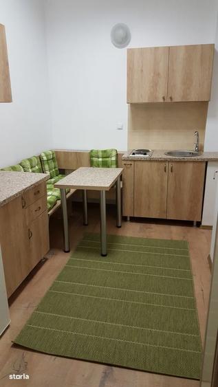 Apartament cu 3 camere în Cristian