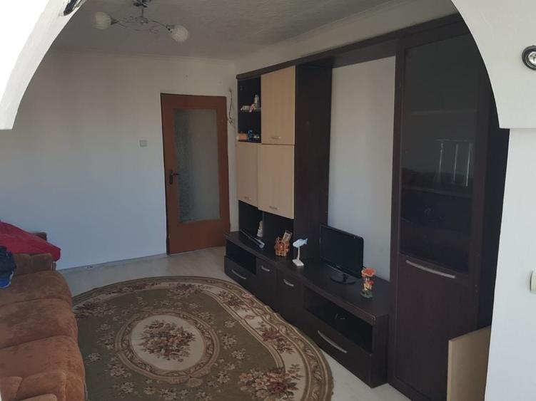 Apartament de vanzare - 4