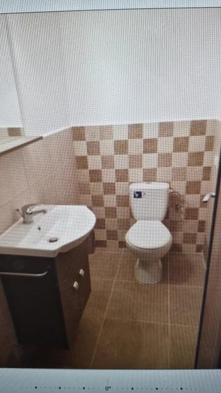 Apartament cu 3 camere decomandat în Bucovina