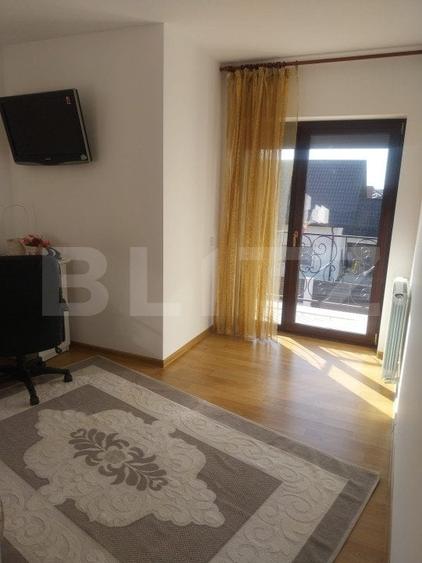 Casă individuală cu 5 camere cu Canalizare în Exterior Est