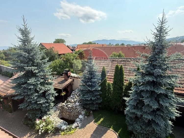 Spațiu comercial, de 225 mp, în Central