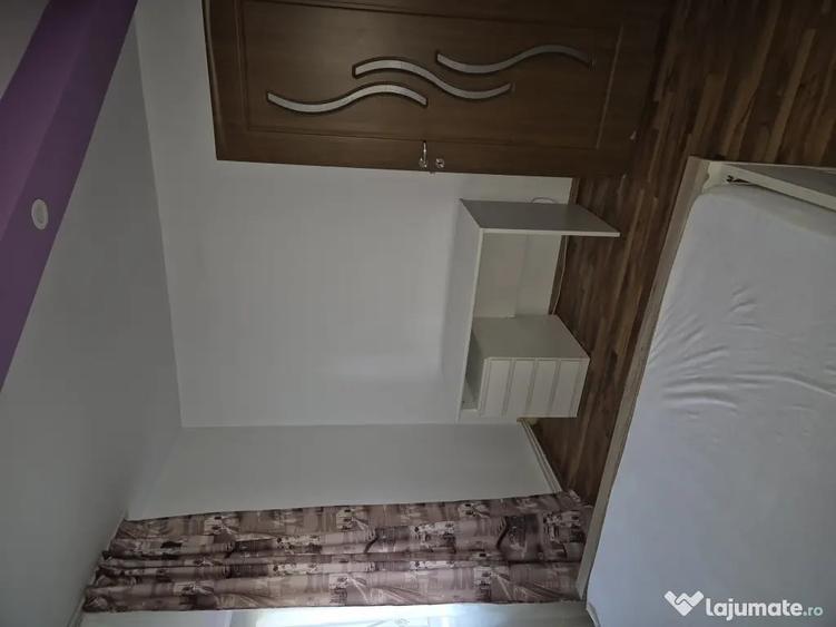 Apartament cu 2 camere semidecomandat în Broșteni