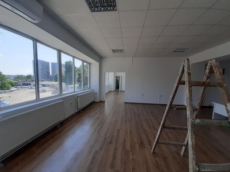 Birou, de 125 mp, în Obor