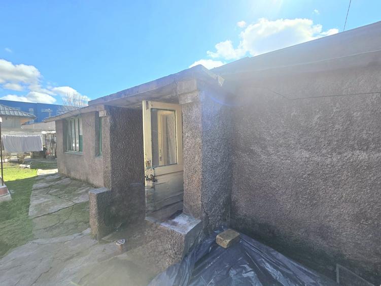 Casă individuală cu 2 camere cu Teren 170 Mp în Chercea