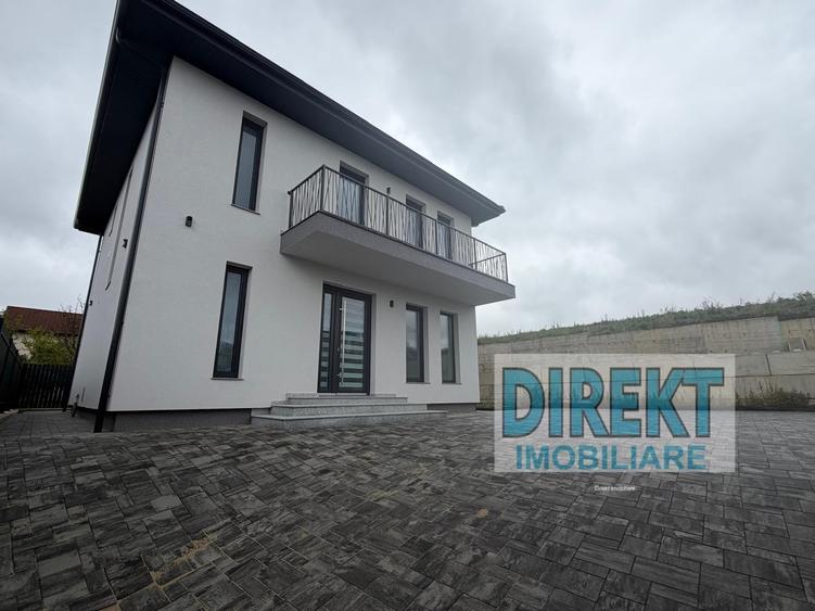 Casă individuală cu 5 camere cu Teren 360 Mp în Cetății