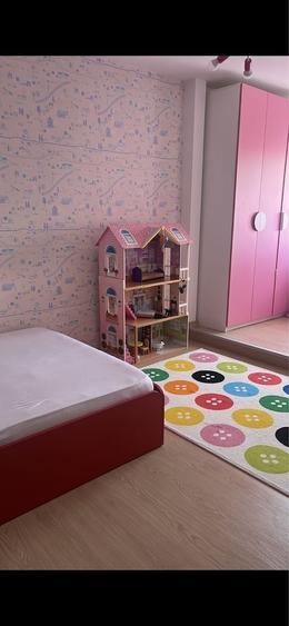 Apartament cu 3 camere decomandat în Casa de Cultură