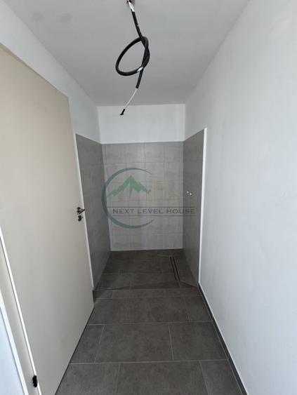 Apartament cu 3 camere semidecomandat, mobilat în Sânpetru