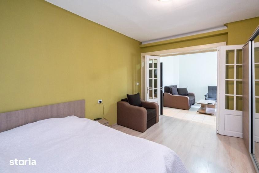 Apartament cu 4 camere în Romană