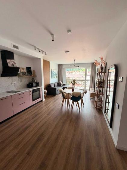 Apartament cu 2 camere semidecomandat în Central