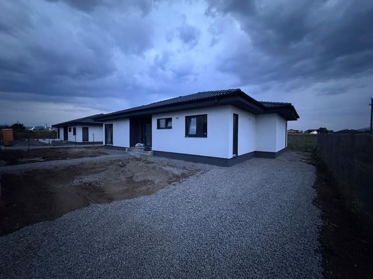 Casă cu 4 camere în Hărman