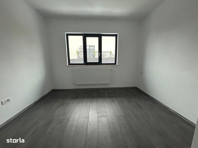 Casă cu 4 camere cu Teren 250 Mp în Valea Lupului