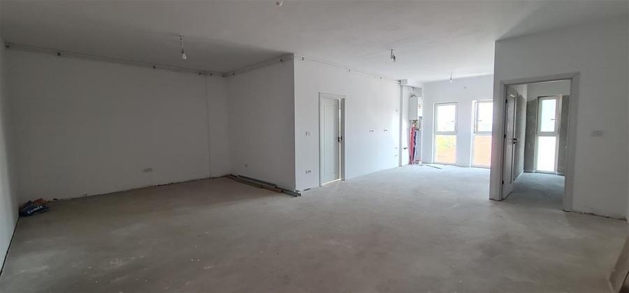 Apartament cu 2 camere decomandat în Micălaca