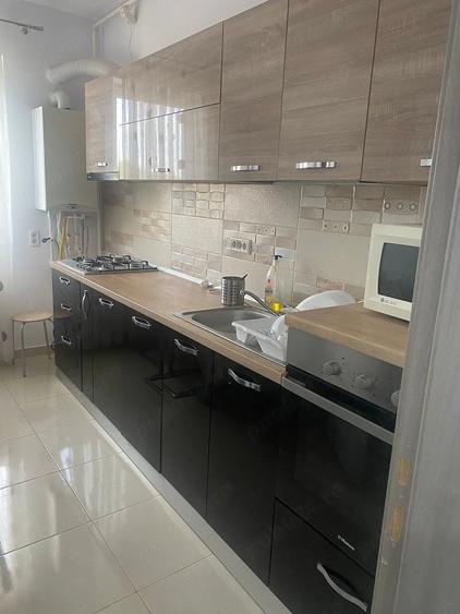 Apartament cu 2 camere decomandat în Dobroești