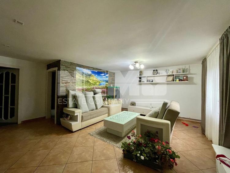 Casă individuală cu 5 camere cu Canalizare în Voitinel