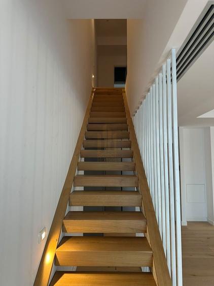 Apartament cu 4 camere semidecomandat, mobilat în Eminescu