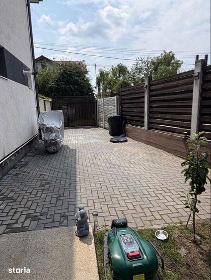 Casă cu 4 camere cu Teren 250 Mp în Central