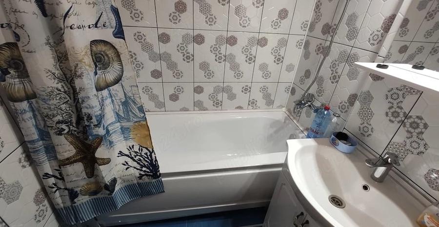 Apartament cu 2 camere semidecomandat, mobilat în Giulești
