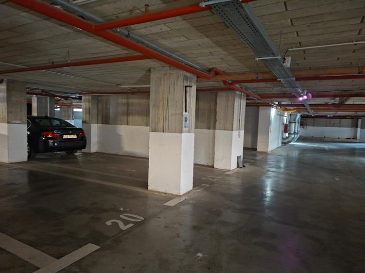 Apartament cu 2 camere semidecomandat în Aradului