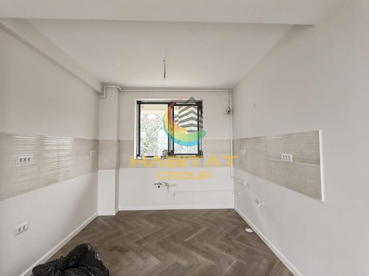 Casă individuală cu 5 camere cu Canalizare în Nord-Est