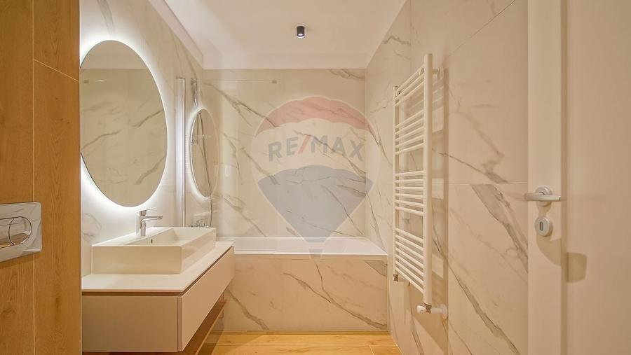 Apartament cu 3 camere decomandat, mobilat în Astra