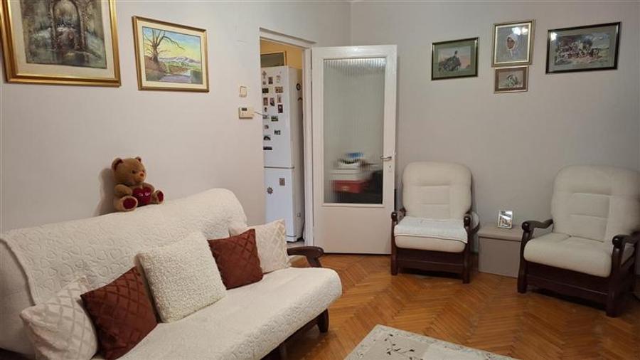 Apartament cu 2 camere semidecomandat în Gară