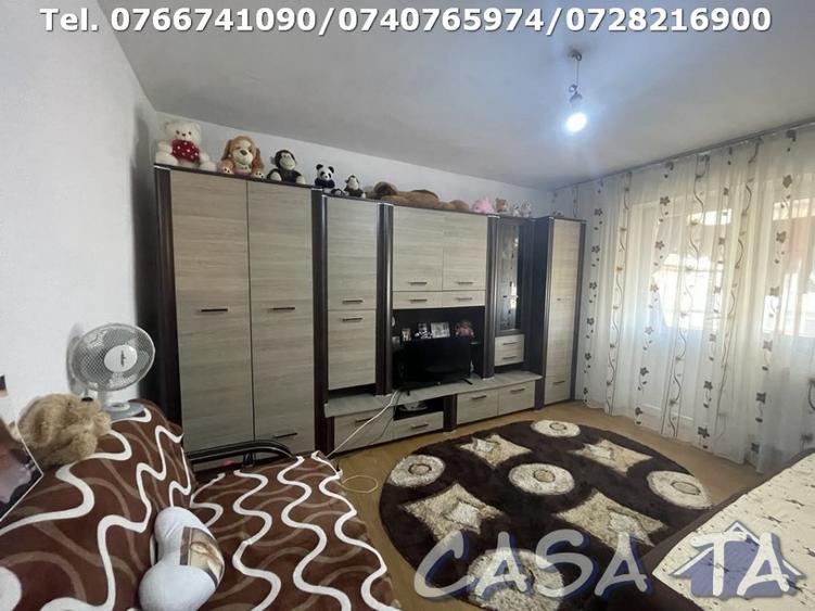Apartament cu 2 camere decomandat, mobilat în Central