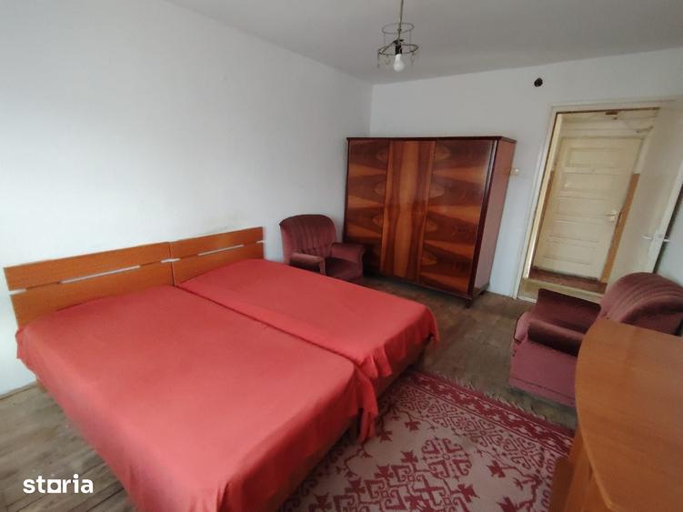 Apartament cu 3 camere în Micro 9