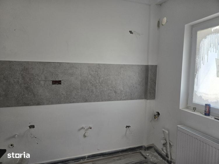 Casă cu 3 camere cu Teren 180 Mp în Central