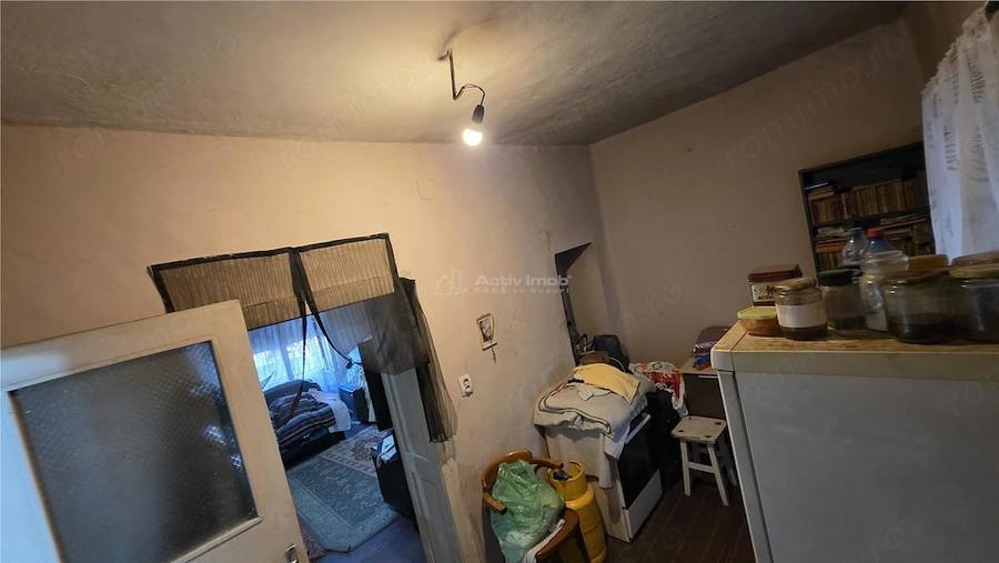 Casă cu 2 camere cu Teren 949 Mp în Pustiniș