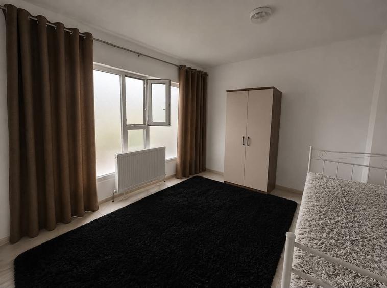 Apartament cu 3 camere decomandat în Vișan
