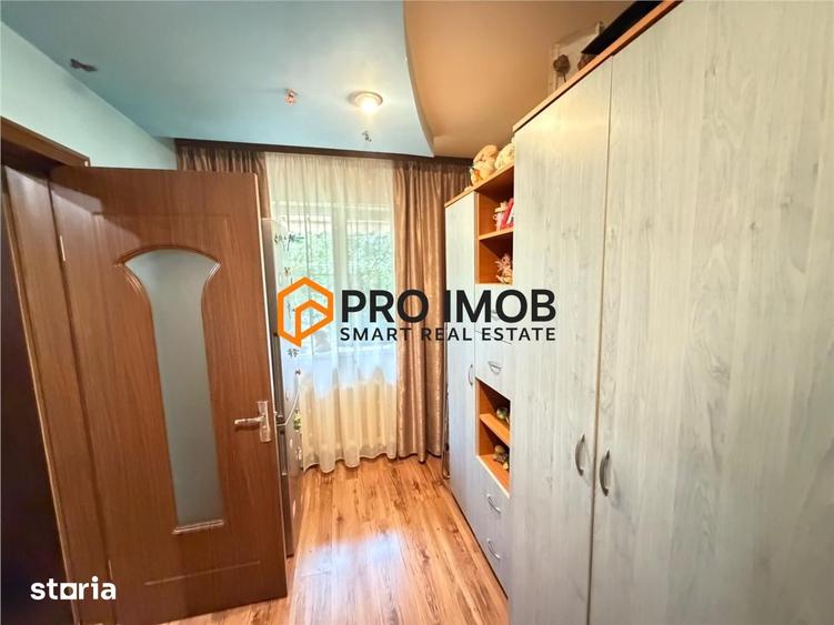 Apartament cu 2 camere semidecomandat, mobilat în Central