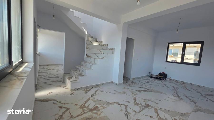 Casă cu 3 camere cu Teren 380 Mp în Bârnova