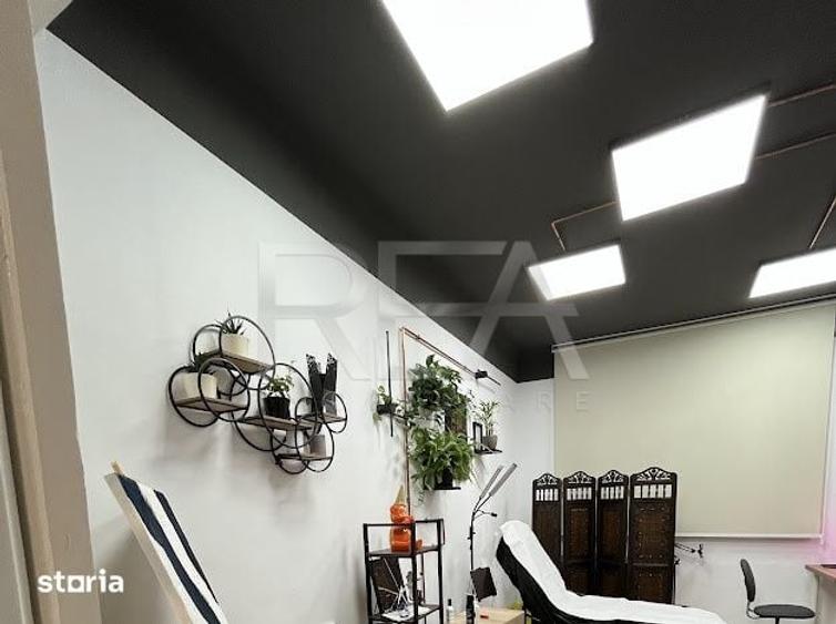 Apartament cu 4 camere semidecomandat în Romană