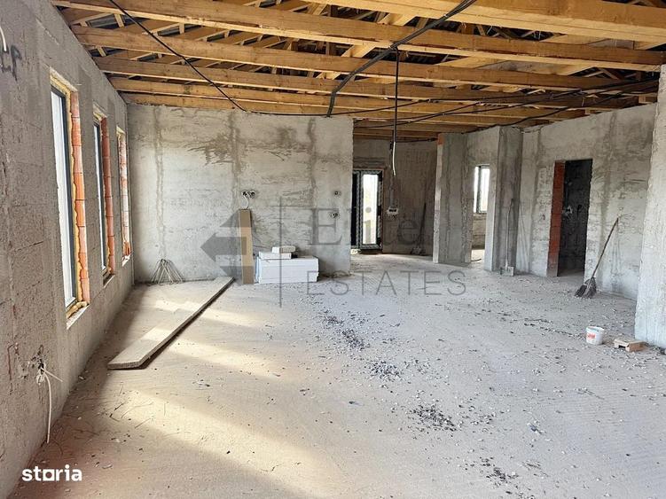 Casă cu 3 camere în Leș