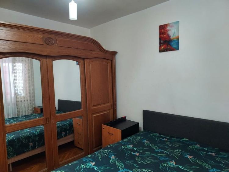 Apartament cu 2 camere decomandat în Brotăcei