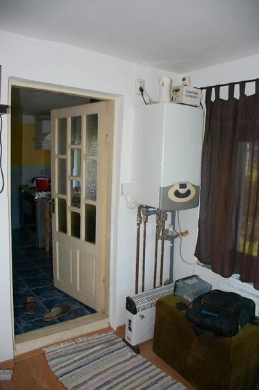 Casă cu 5 camere cu Teren 1100 Mp în Stoenești