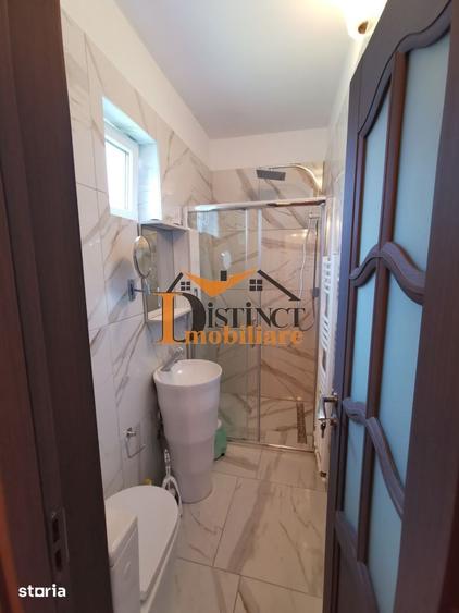 Apartament cu 3 camere decomandat în 15 Noiembrie