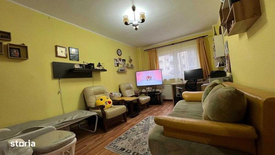 Apartament cu 2 camere decomandat în Răcădău