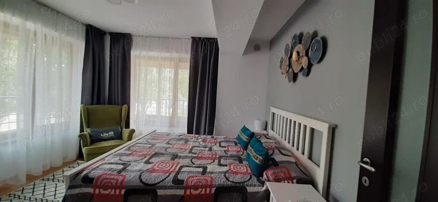 Apartament cu 2 camere decomandat în Valu lui Traian