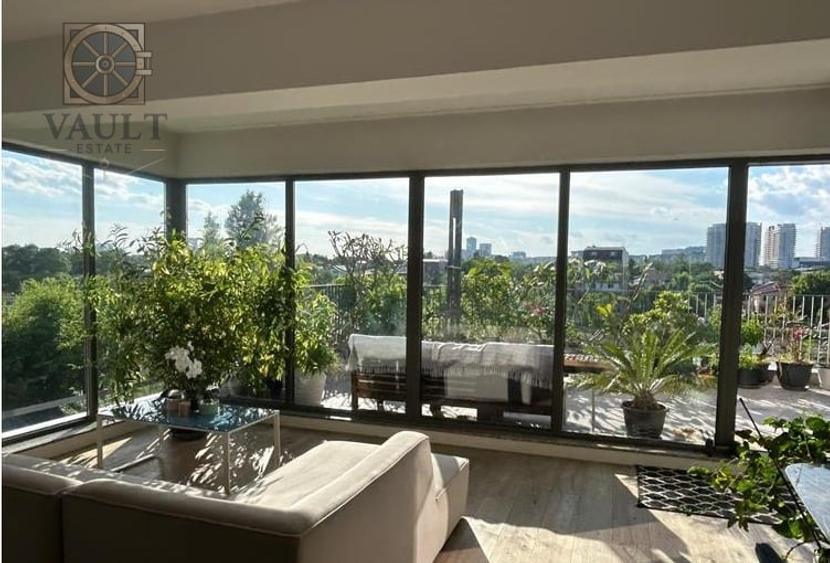 Apartament cu 3 camere decomandat, mobilat în Colentina