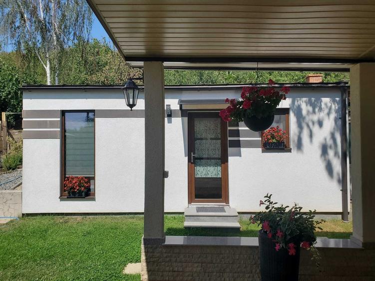 Casă cu 4 camere în Central