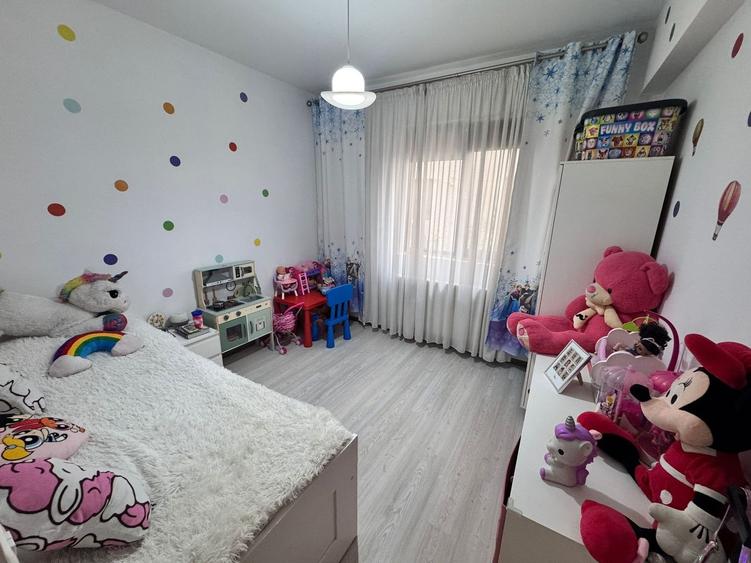 AP. 3 CAMERE - CURTE 54MP, PARCARE INCLUSA, MOBILAT MODERN,COMISION 0% - 11